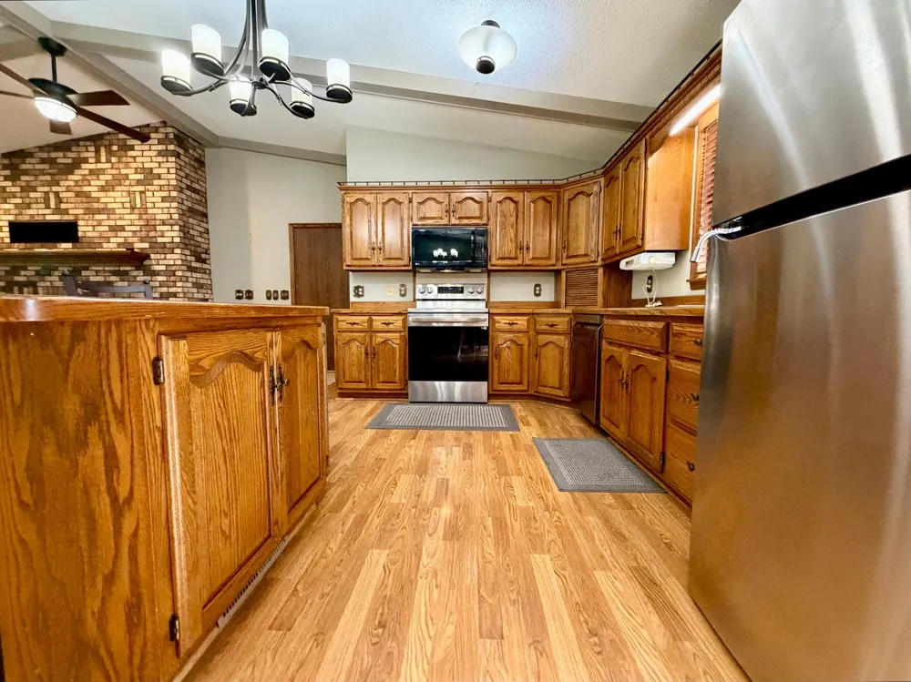 1604 Birchwood Place Worthington, MN 56187