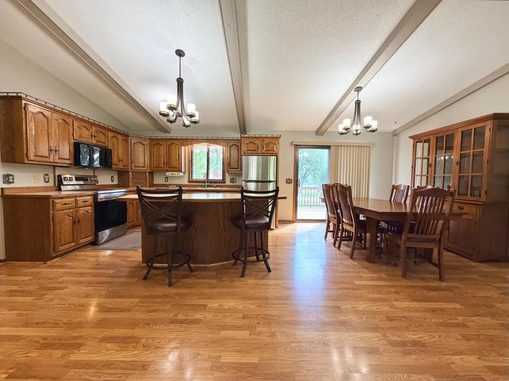 1604 Birchwood Place Worthington, MN 56187