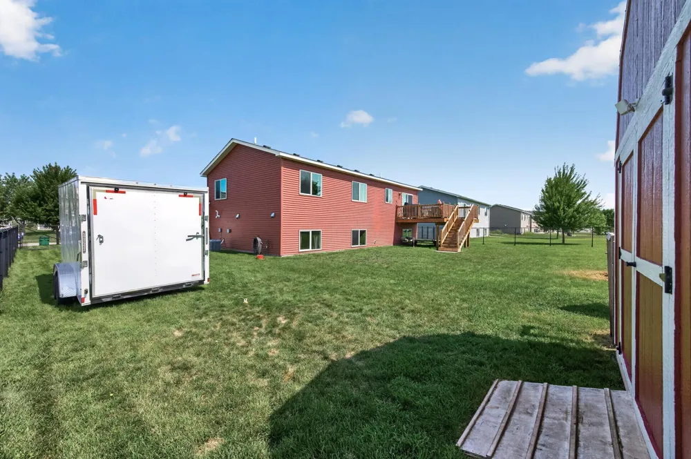 707 Greenwood Street SW Isanti, MN 55040