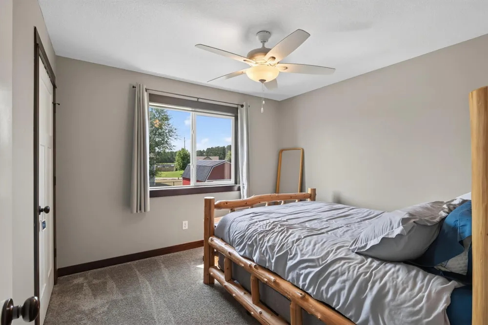 707 Greenwood Street SW Isanti, MN 55040