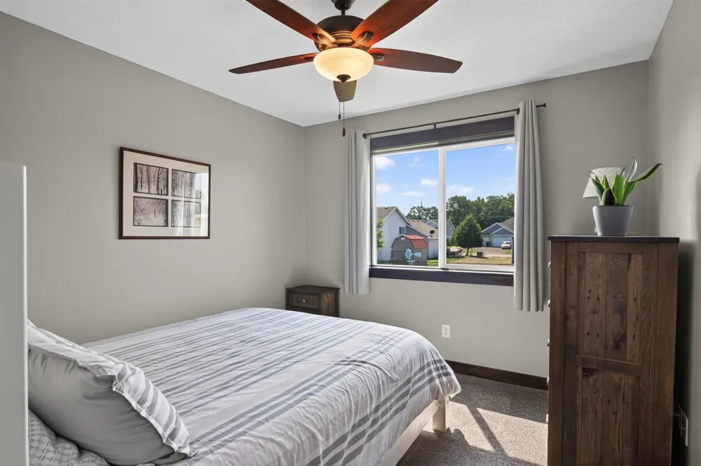 707 Greenwood Street SW Isanti, MN 55040