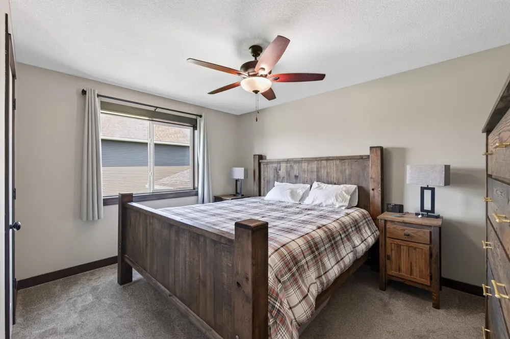 707 Greenwood Street SW Isanti, MN 55040