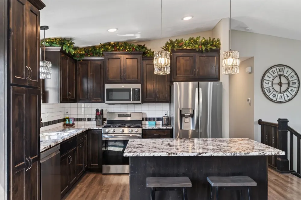 707 Greenwood Street SW Isanti, MN 55040