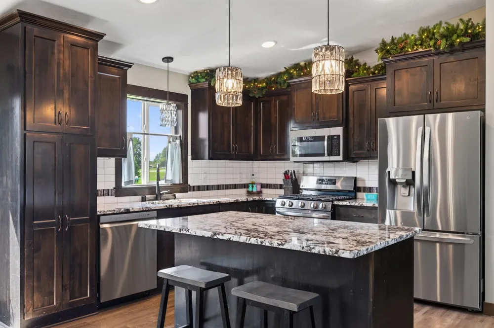 707 Greenwood Street SW Isanti, MN 55040