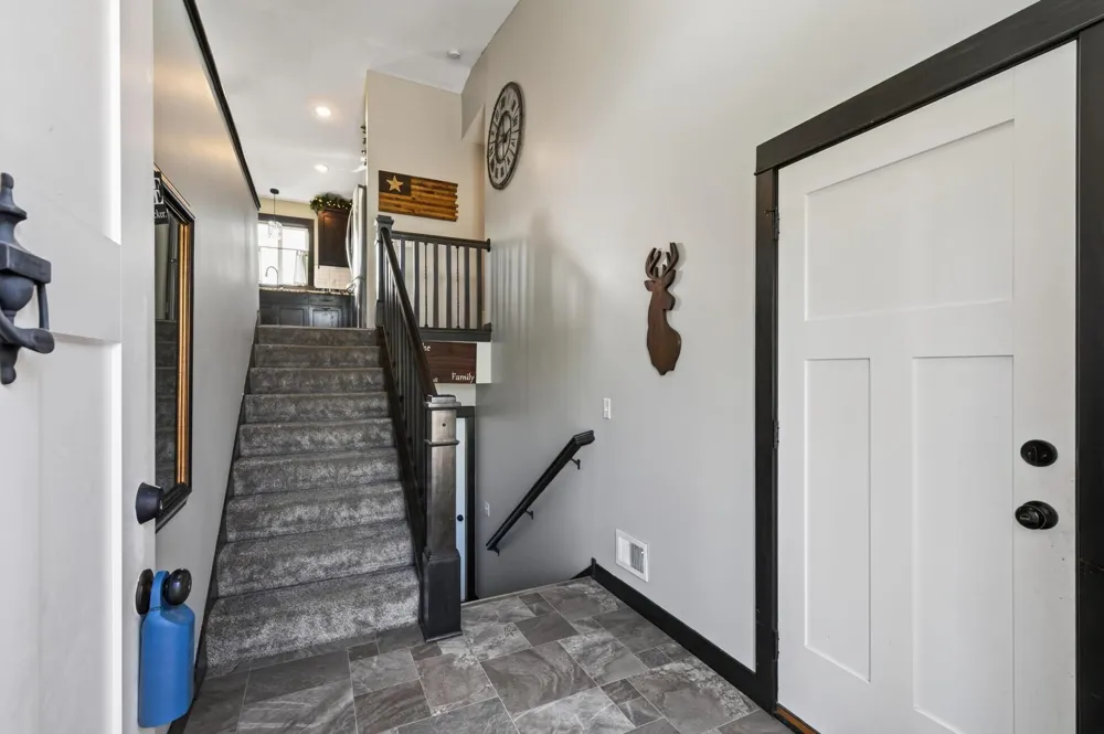 707 Greenwood Street SW Isanti, MN 55040