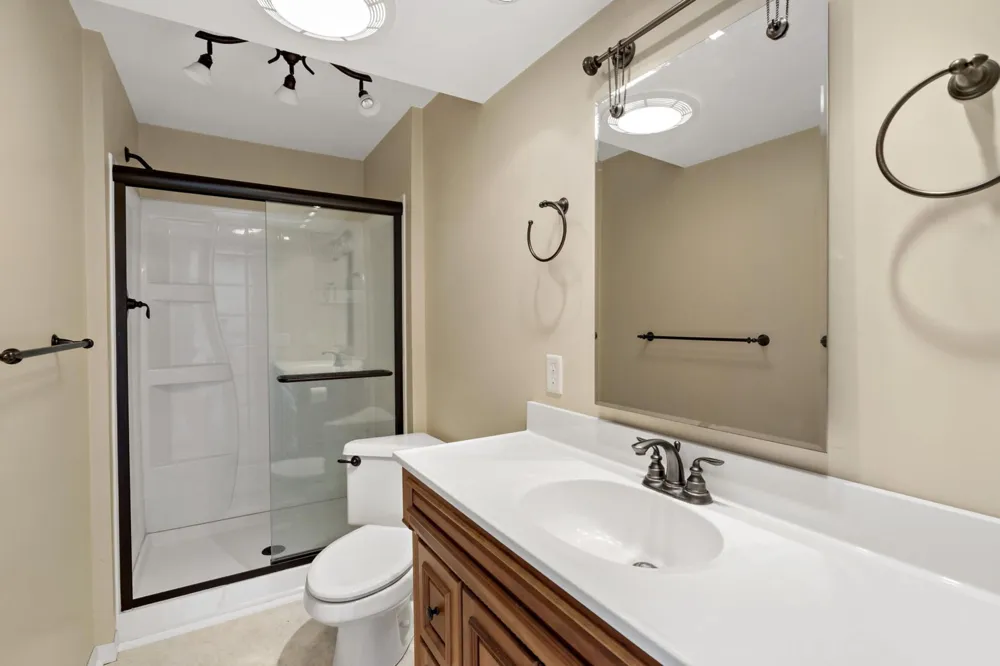 813 Alysheba Road Shakopee, MN 55379