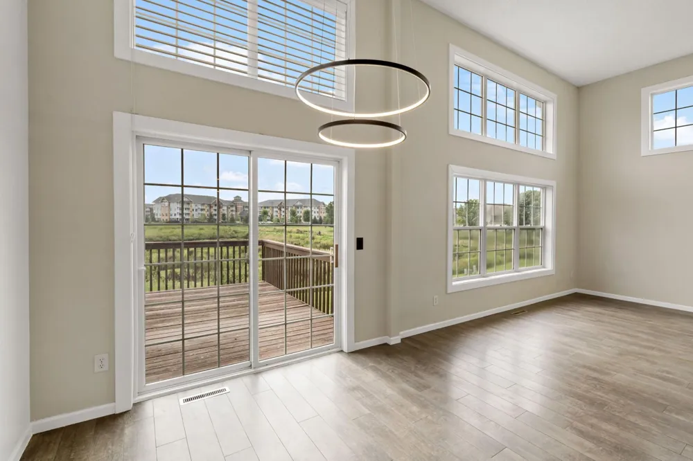813 Alysheba Road Shakopee, MN 55379