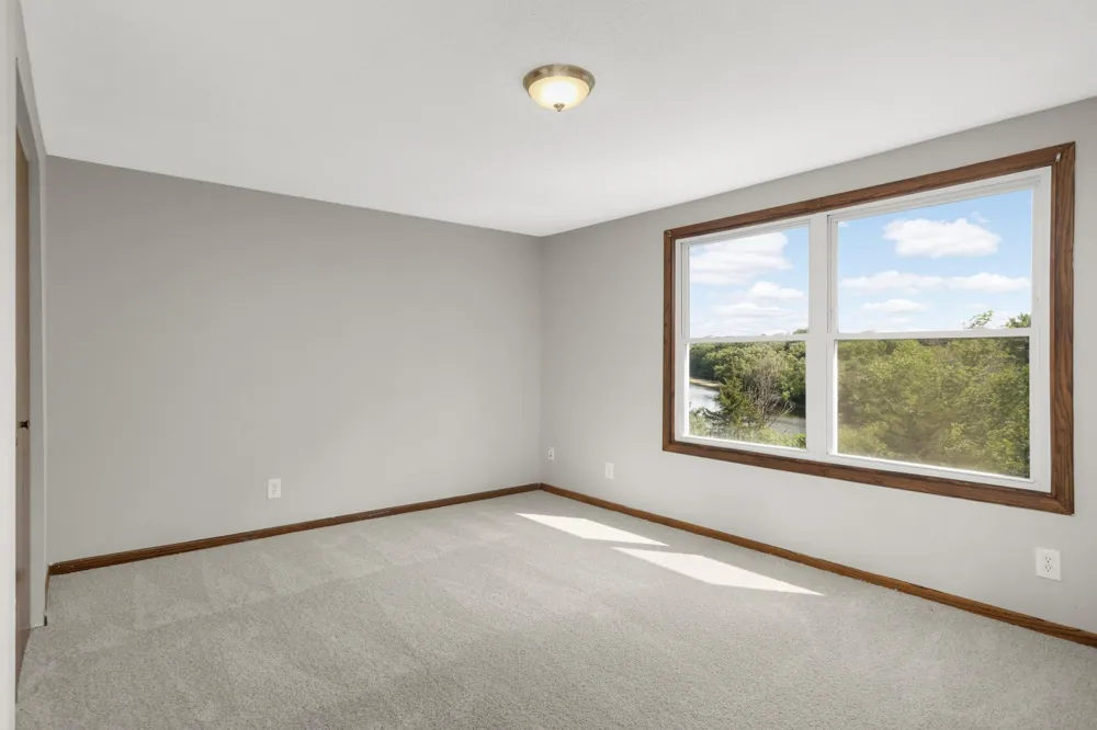 16379 County Road 14 Elk River, MN 55330