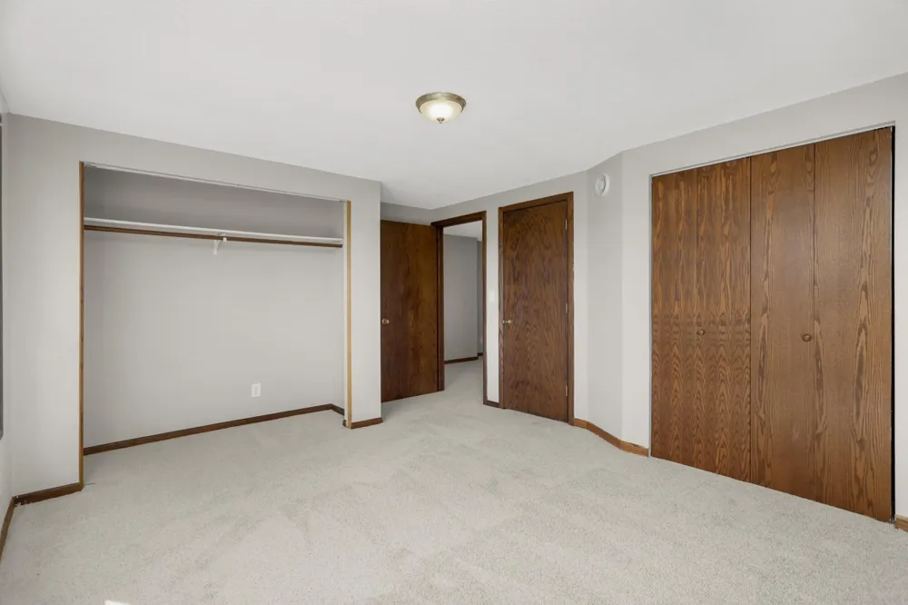 16379 County Road 14 Elk River, MN 55330