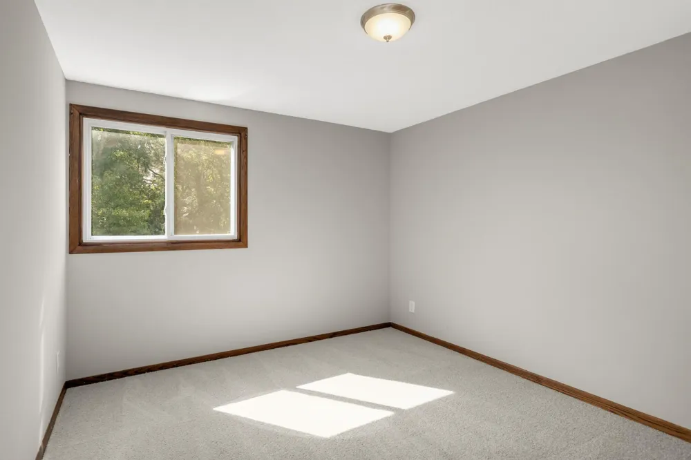 16379 County Road 14 Elk River, MN 55330