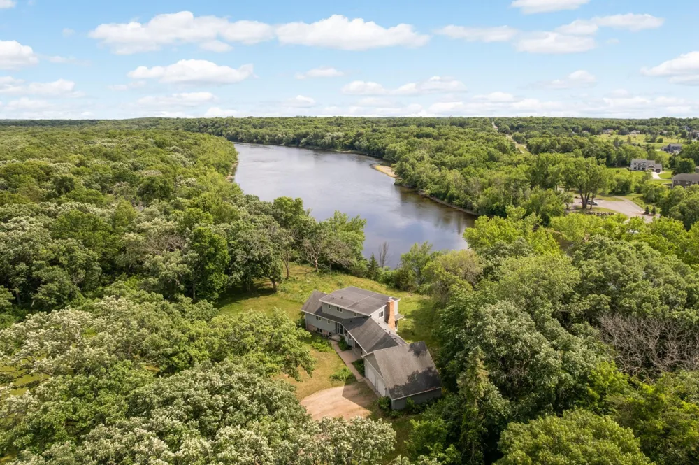 16379 County Road 14 Elk River, MN 55330