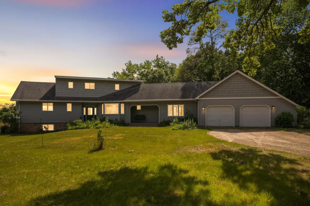 16379 County Road 14 Elk River, MN 55330