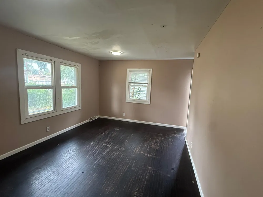 1210 Knox Avenue Minneapolis, MN 55411