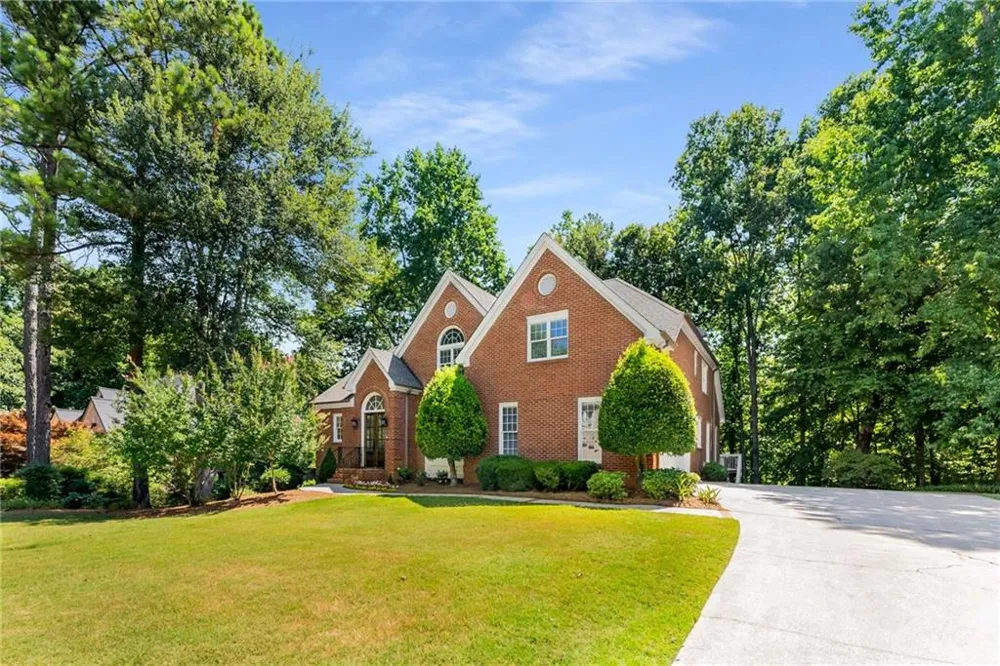 5135 Falcon Chase Lane NE Sandy Springs, GA 30342