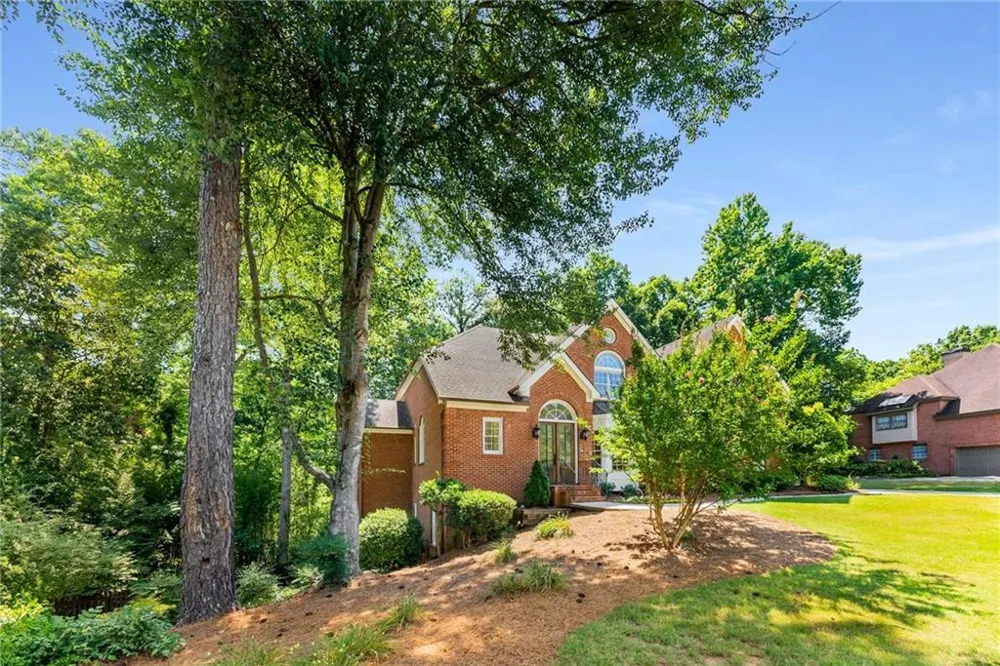 5135 Falcon Chase Lane NE Sandy Springs, GA 30342