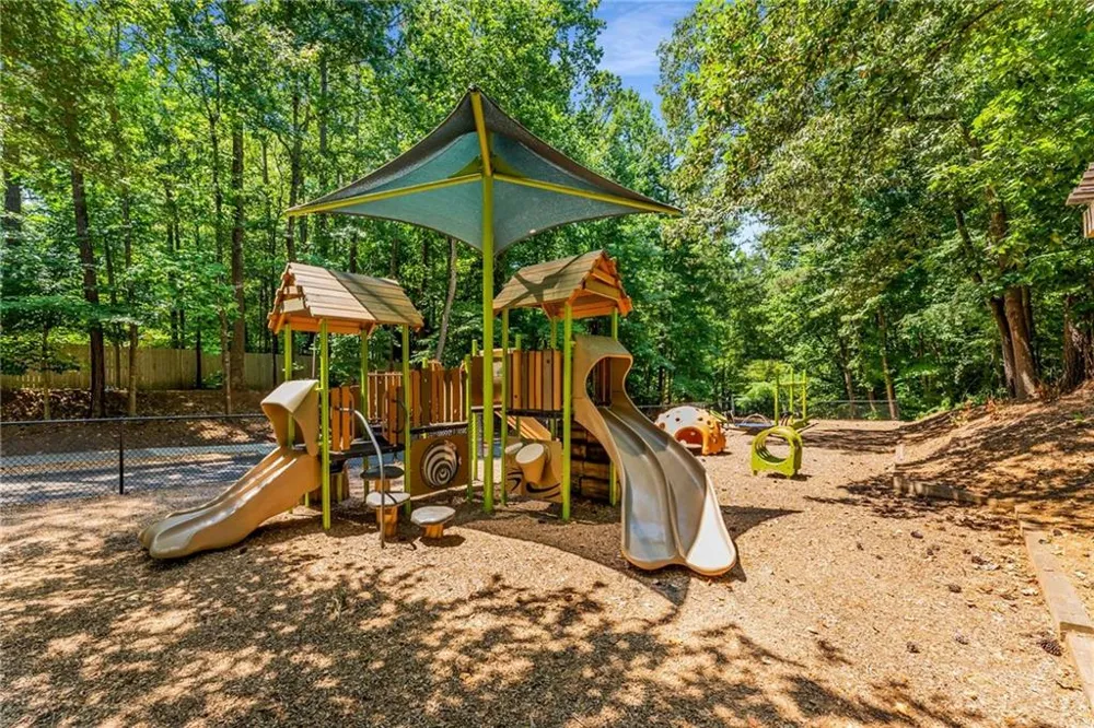 5135 Falcon Chase Lane NE Sandy Springs, GA 30342