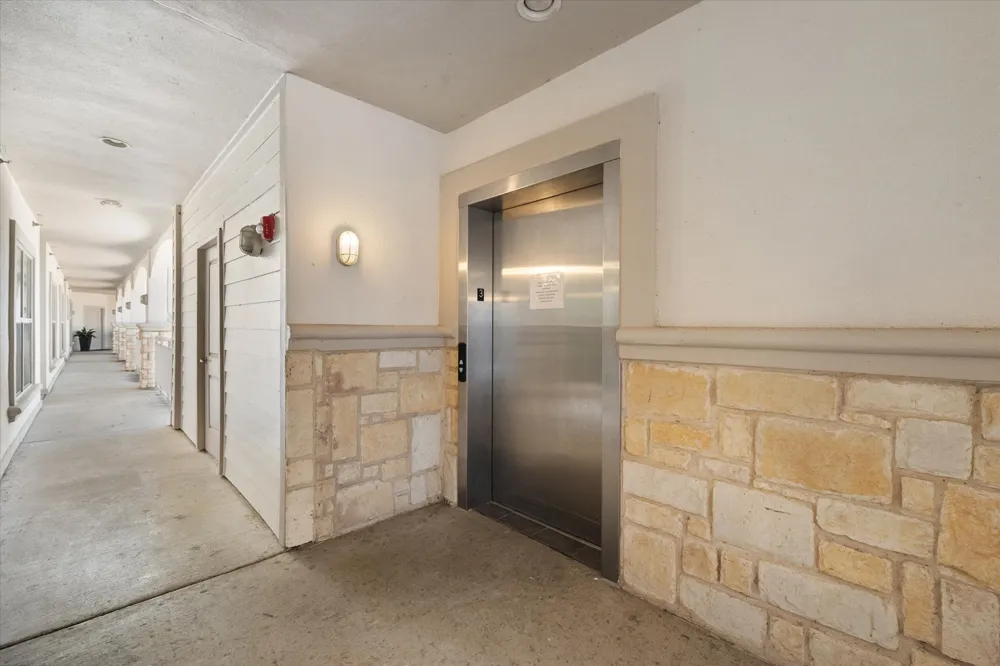 9900 Northshore Boulevard #3304 Corsicana, TX 75109