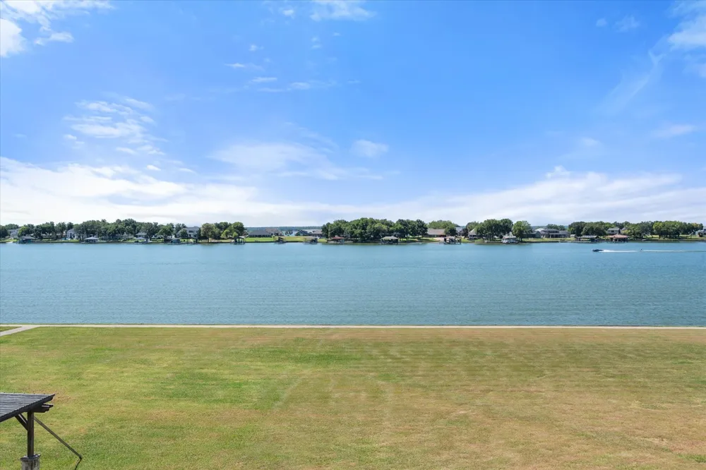 9900 Northshore Boulevard #3304 Corsicana, TX 75109