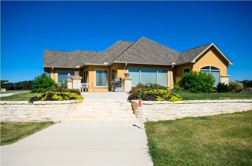 9900 Northshore Boulevard #3304 Corsicana, TX 75109