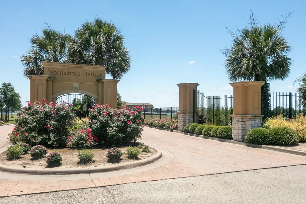 9900 Northshore Boulevard #3304 Corsicana, TX 75109