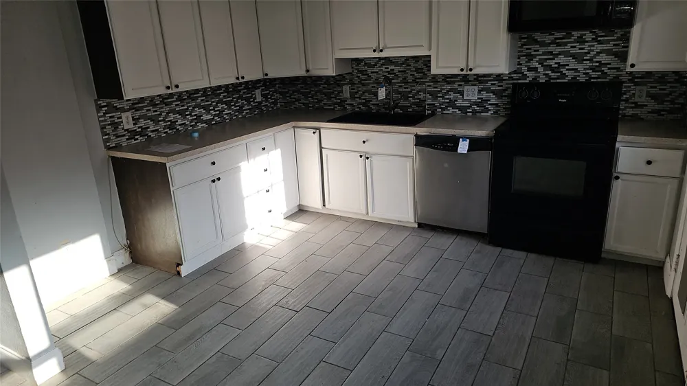 833 James Street Azle, TX 76020