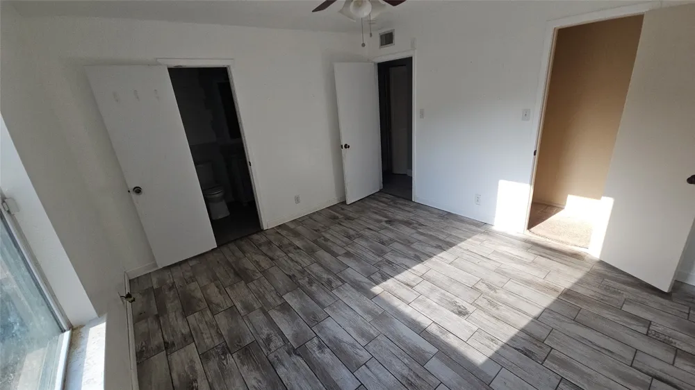 833 James Street Azle, TX 76020