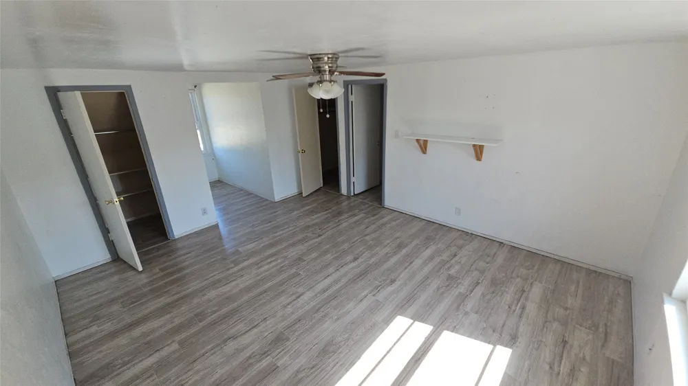833 James Street Azle, TX 76020