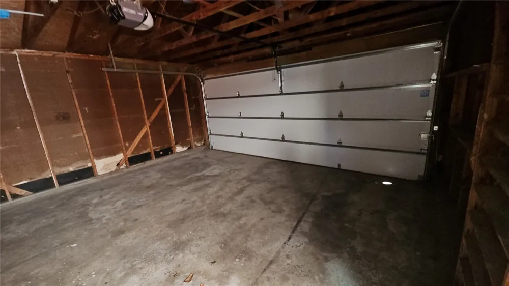 833 James Street Azle, TX 76020