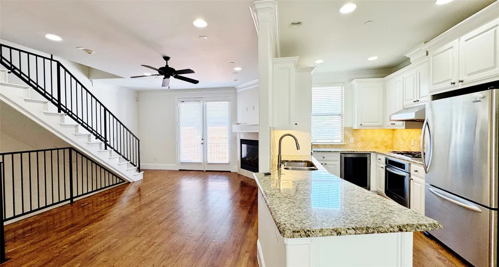 4148 Grassmere Lane #3A University Park, TX 75205