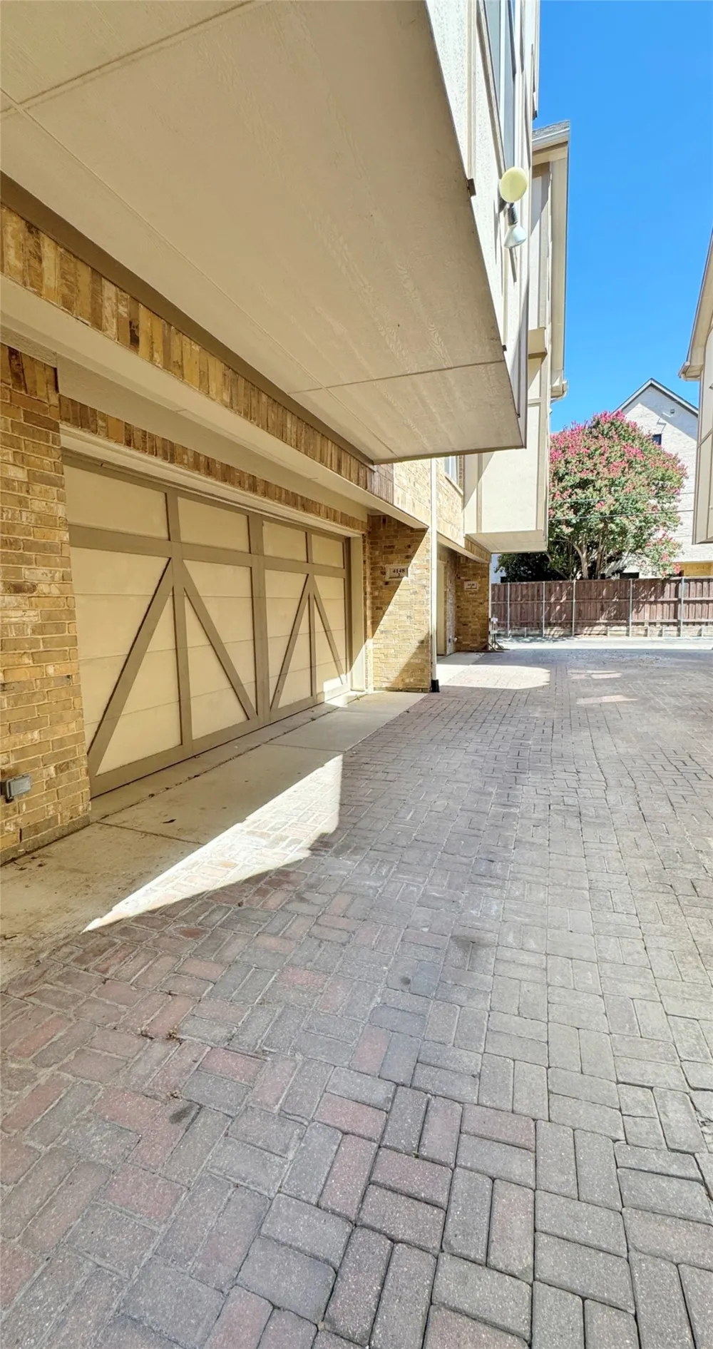 4148 Grassmere Lane #3A University Park, TX 75205