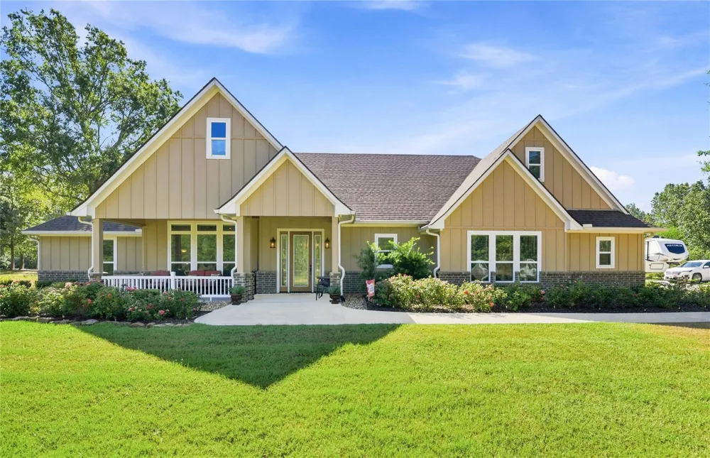 1035 Fm 3277 Livingston, TX 77351