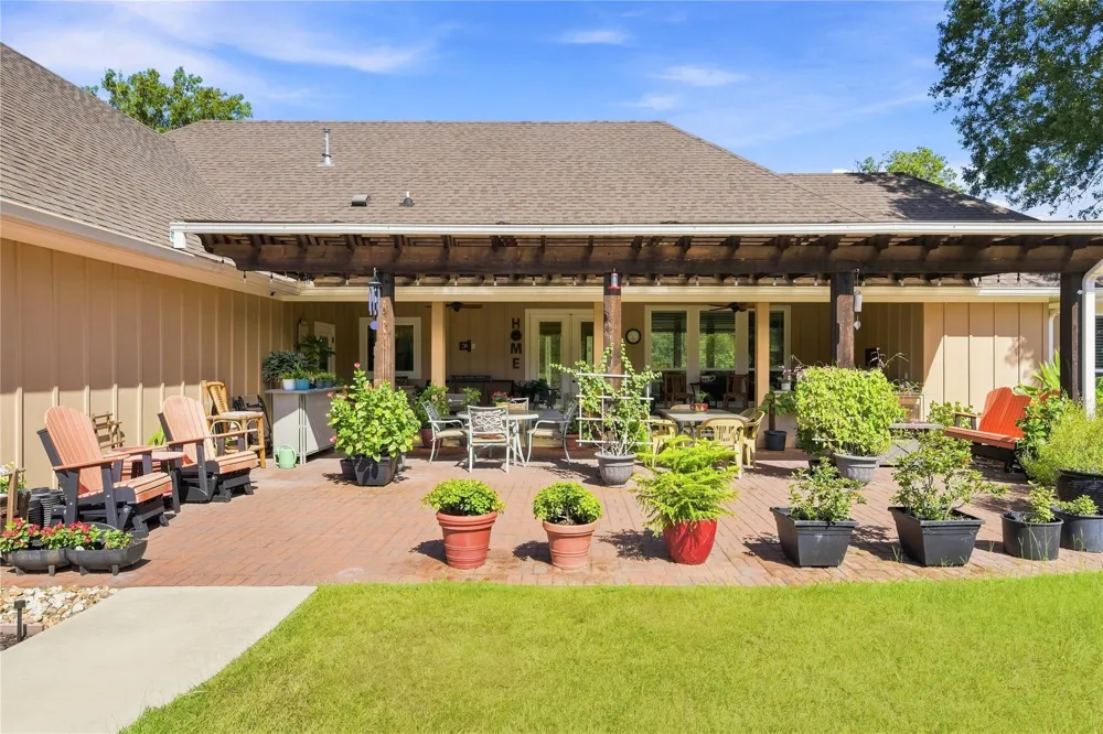 1035 Fm 3277 Livingston, TX 77351