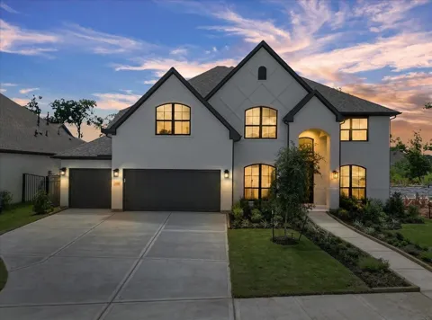 1918 Cathedral Bend Drive