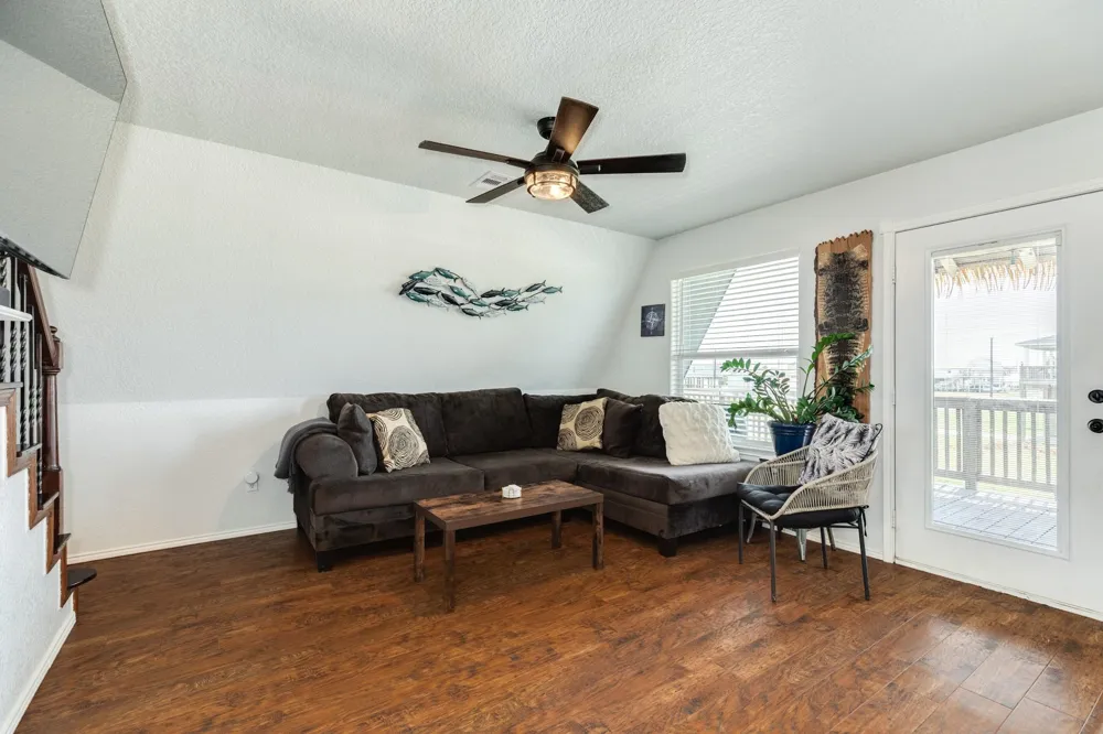 1106 Treaty Drive Surfside Beach, TX 77541