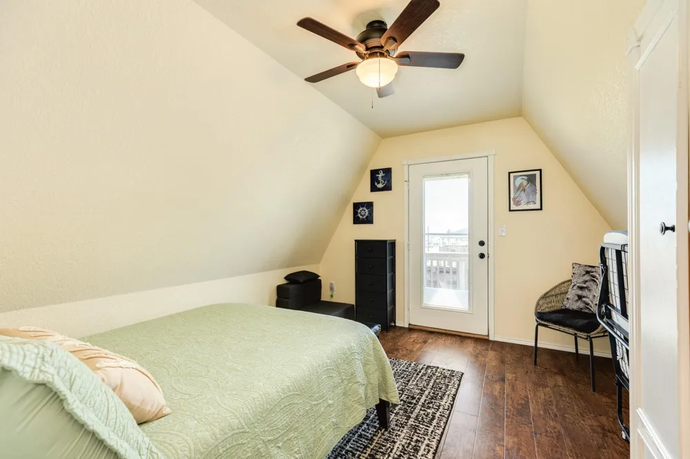 1106 Treaty Drive Surfside Beach, TX 77541