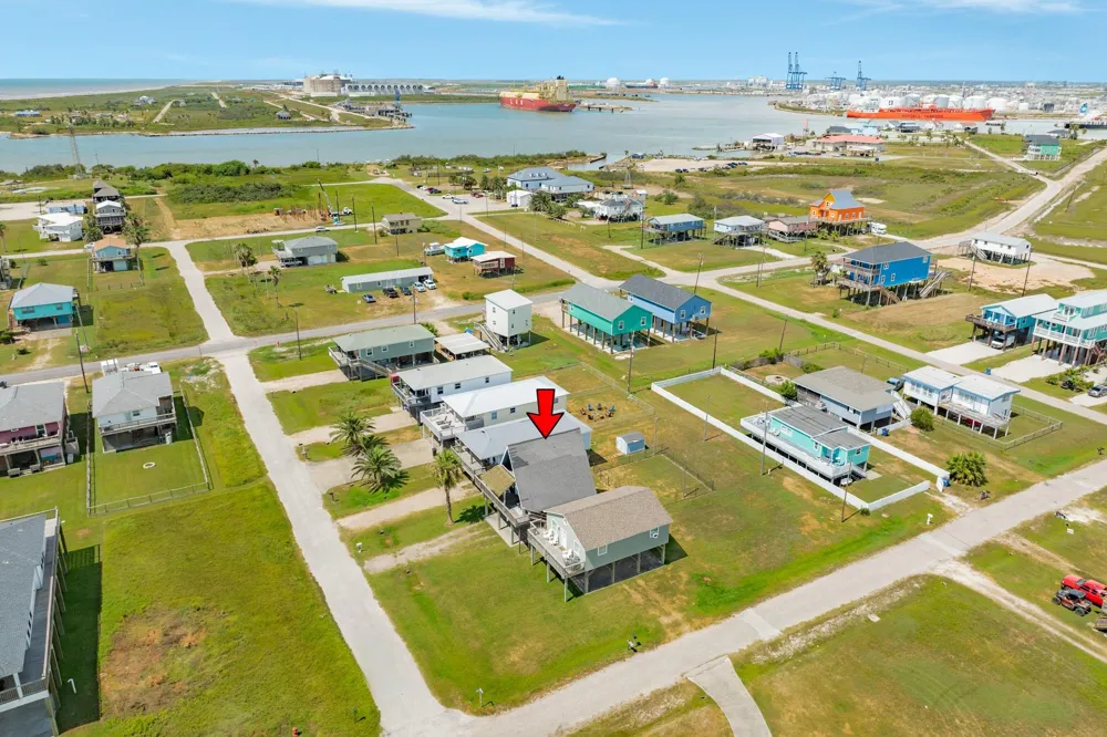 1106 Treaty Drive Surfside Beach, TX 77541
