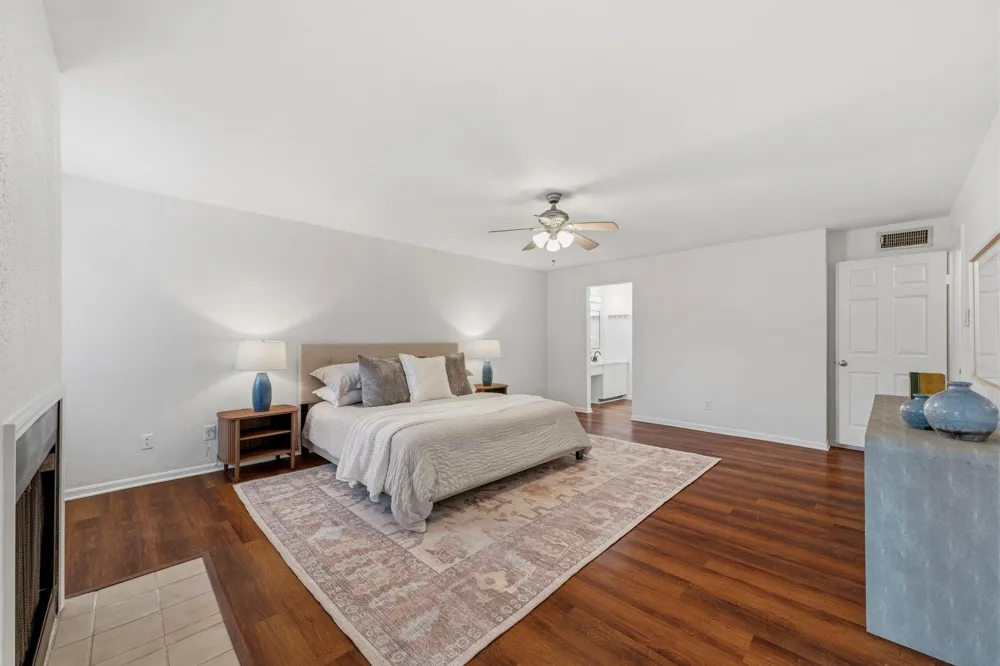 9850 Pagewood Lane #1009 Houston, TX 77042