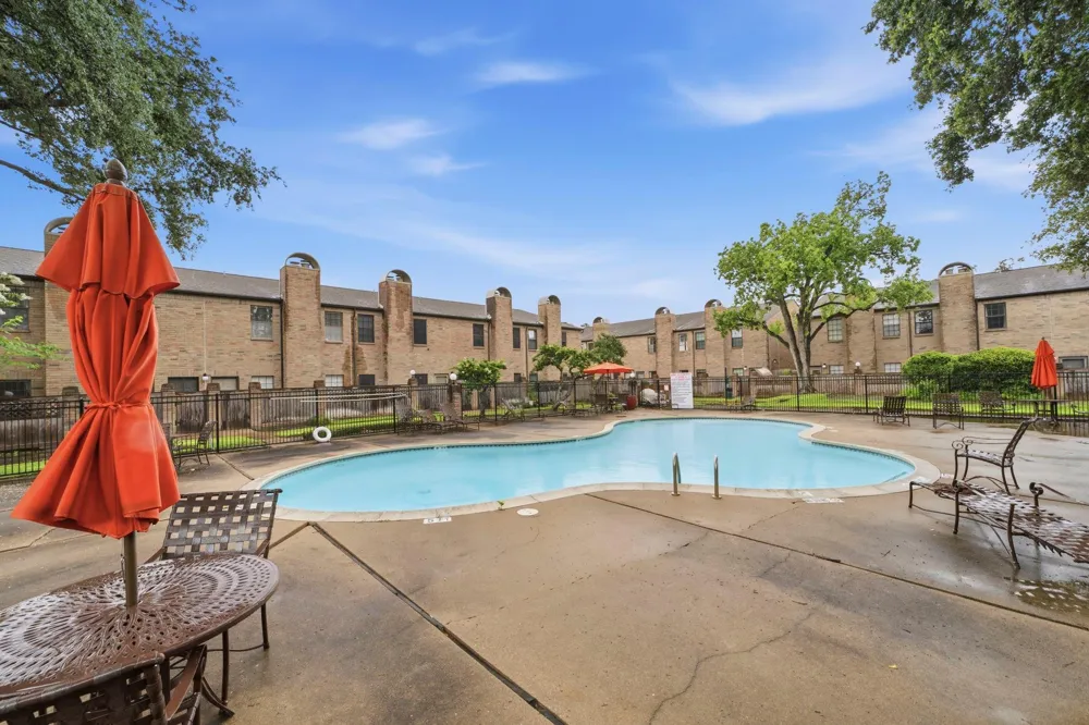 9850 Pagewood Lane #1009 Houston, TX 77042
