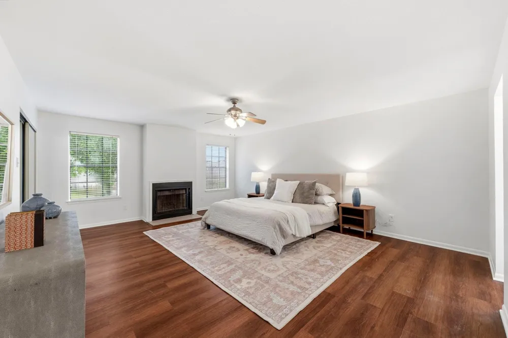 9850 Pagewood Lane #1009 Houston, TX 77042