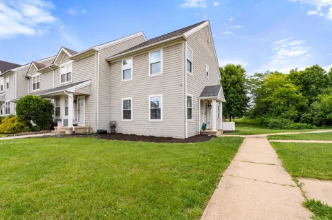 315 BUTTONWOODS ROAD