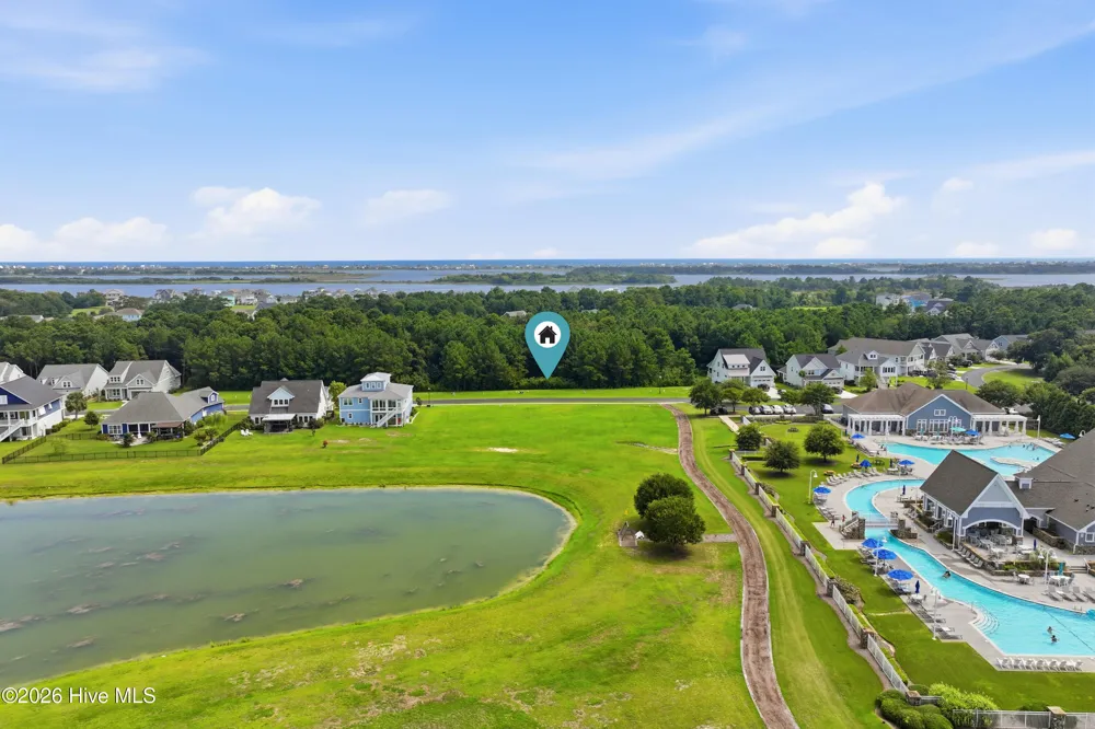 324 Spicer Lake Drive Holly Ridge, NC 28445