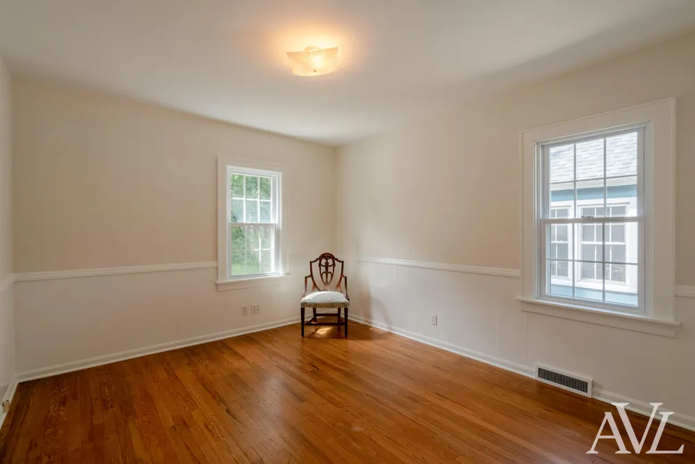 315 Bristol Avenue NW Grand Rapids, MI 49504