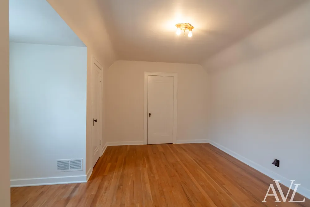 315 Bristol Avenue NW Grand Rapids, MI 49504