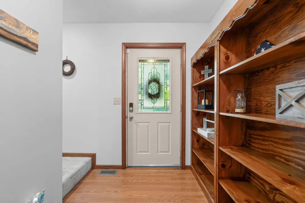 18145 148th Avenue Spring Lake, MI 49456