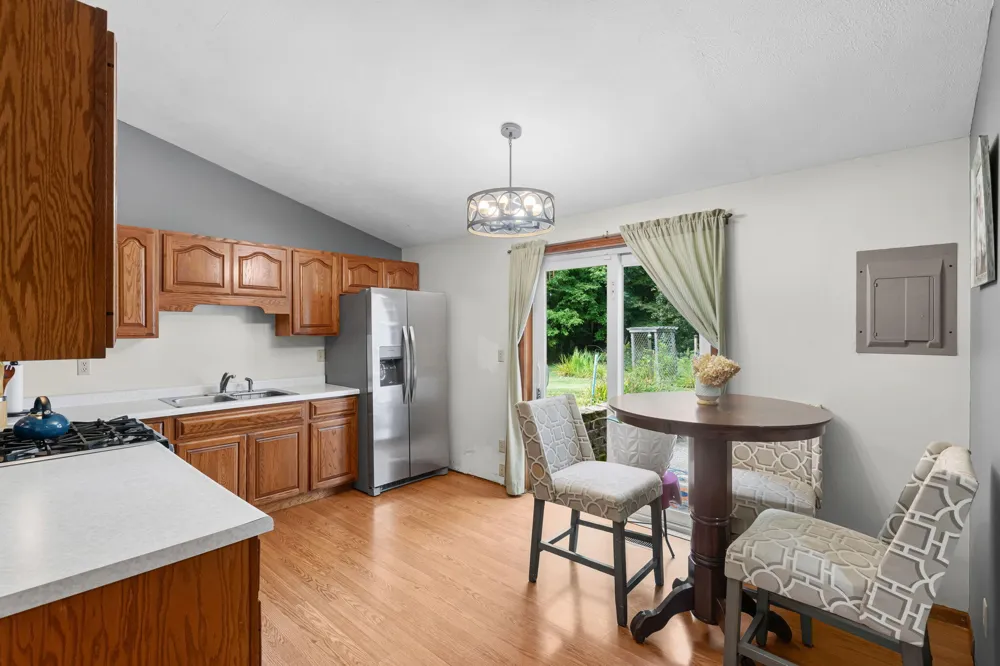 18145 148th Avenue Spring Lake, MI 49456