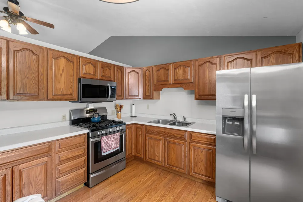 18145 148th Avenue Spring Lake, MI 49456
