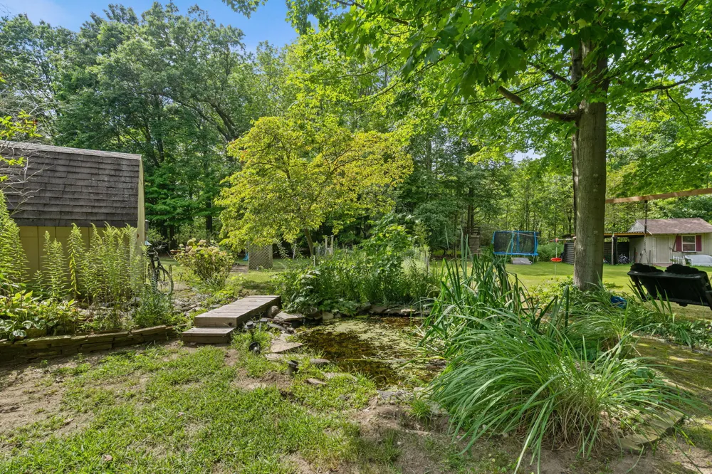 18145 148th Avenue Spring Lake, MI 49456