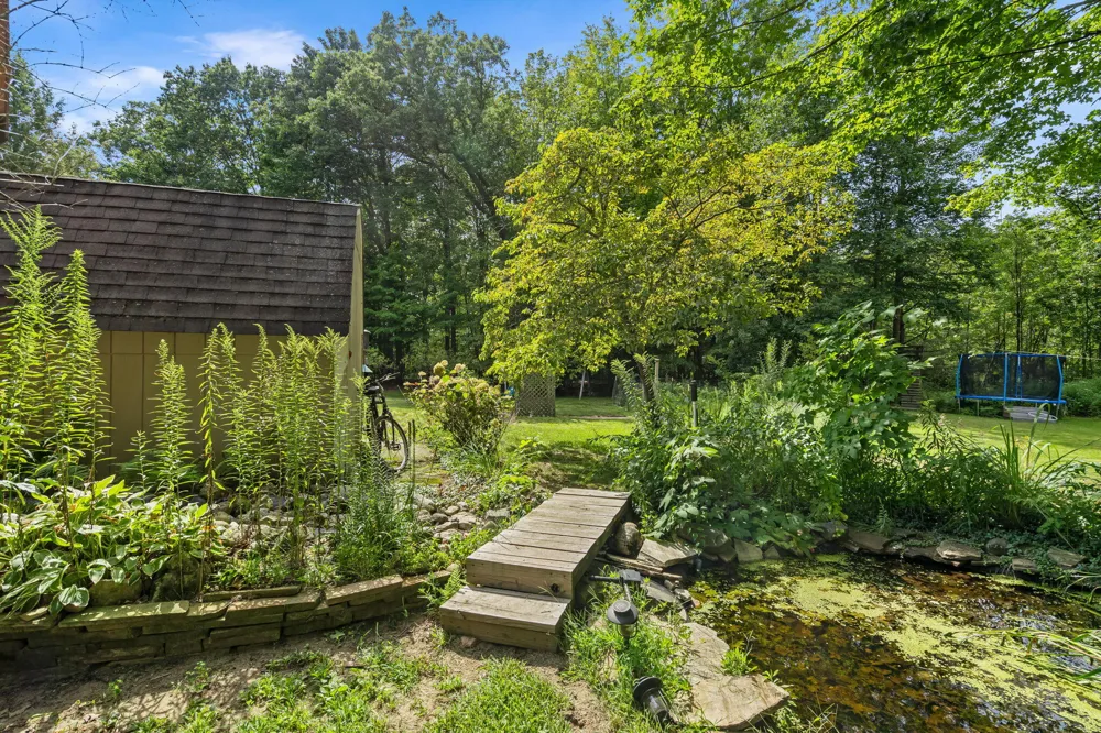 18145 148th Avenue Spring Lake, MI 49456