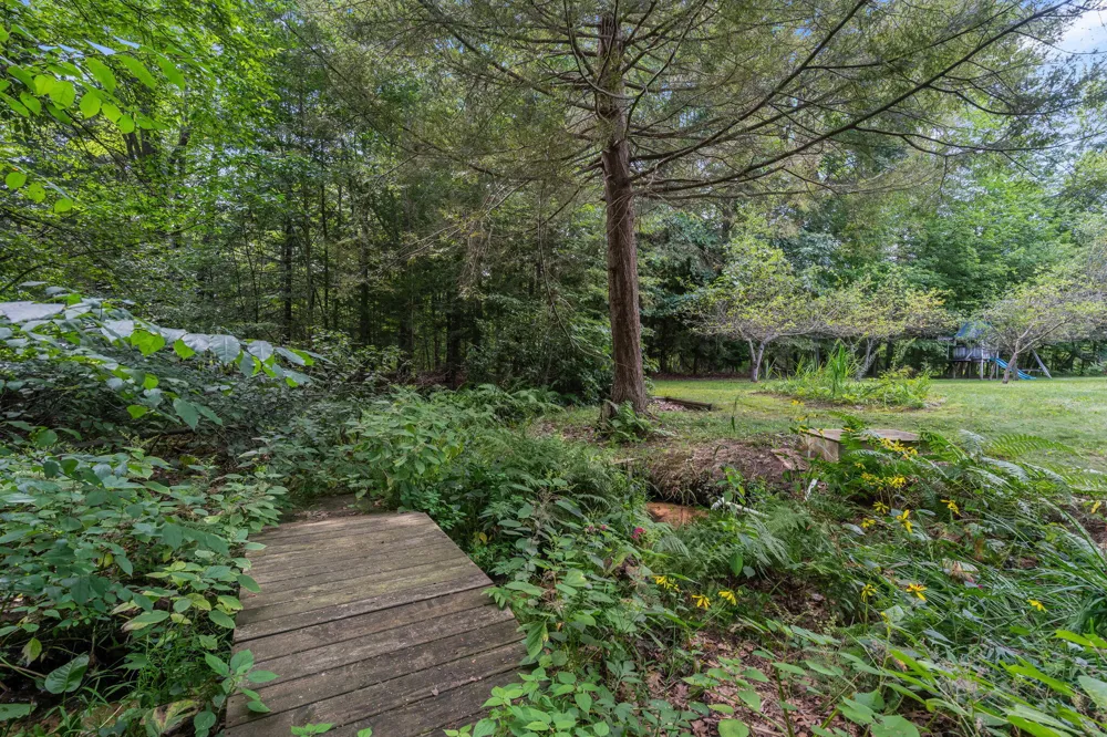 18145 148th Avenue Spring Lake, MI 49456