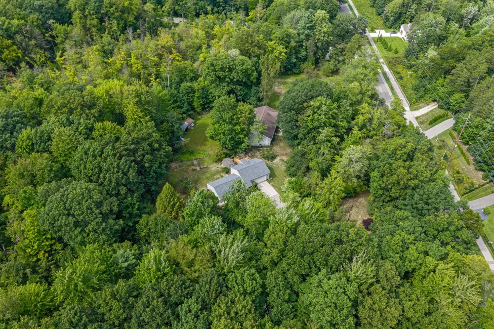 18145 148th Avenue Spring Lake, MI 49456